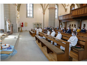 Dankgottesdienst der Kommunionkinder (Foto: Karl-Franz Thiede)